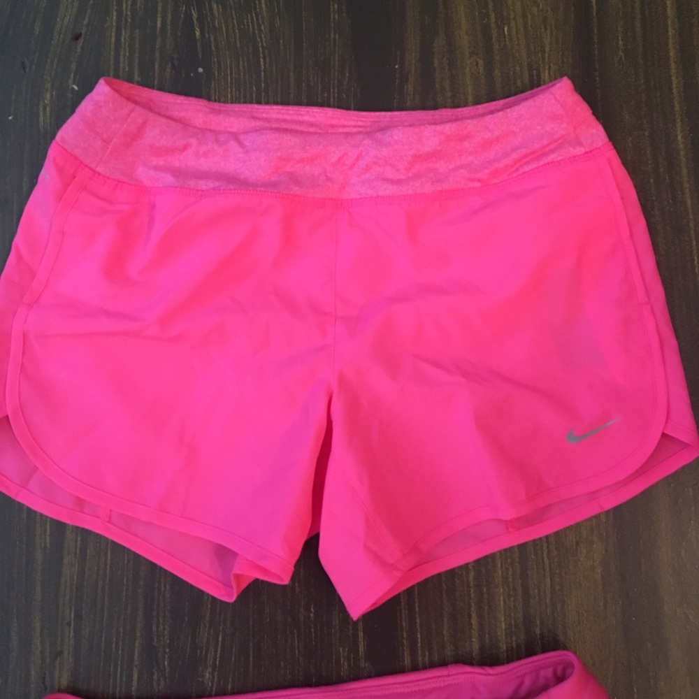 New Nike running shorts; girl L-XL - Picture 7 of 8